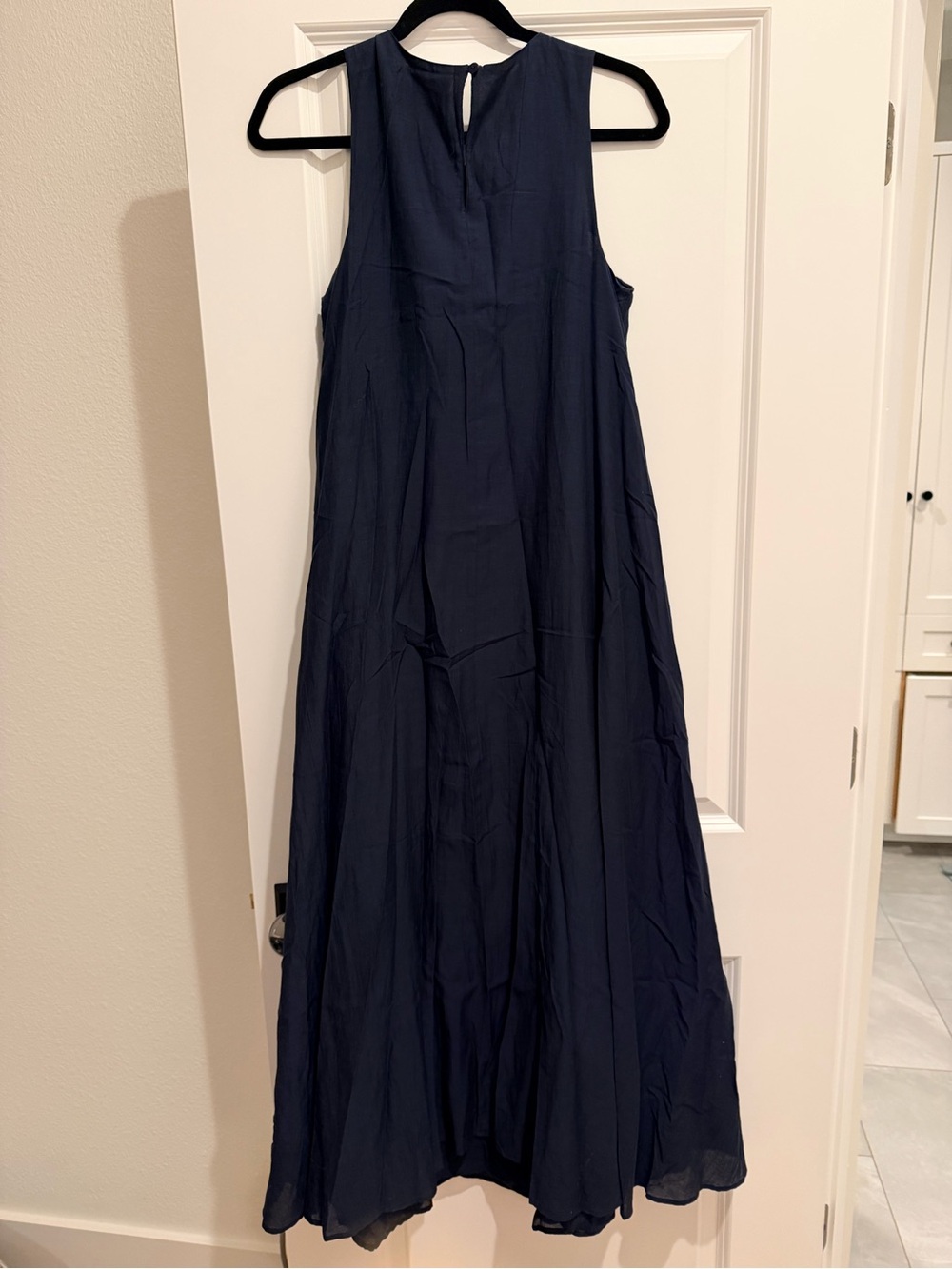 Samant Chauhan Embroidered Halter Dress, a collaboration with Anthropologie - Picture 8 of 8